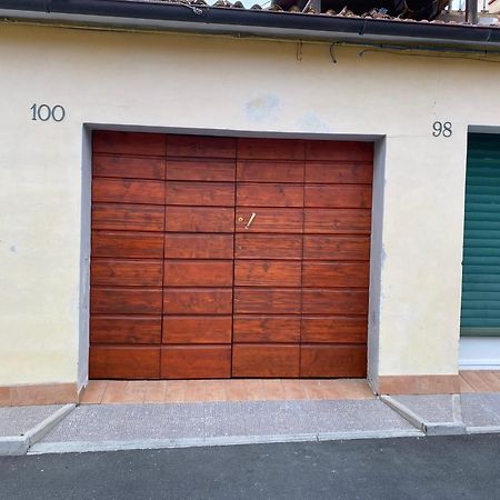 8+8 Appartamento Con Garage Livorno Kültér fotó