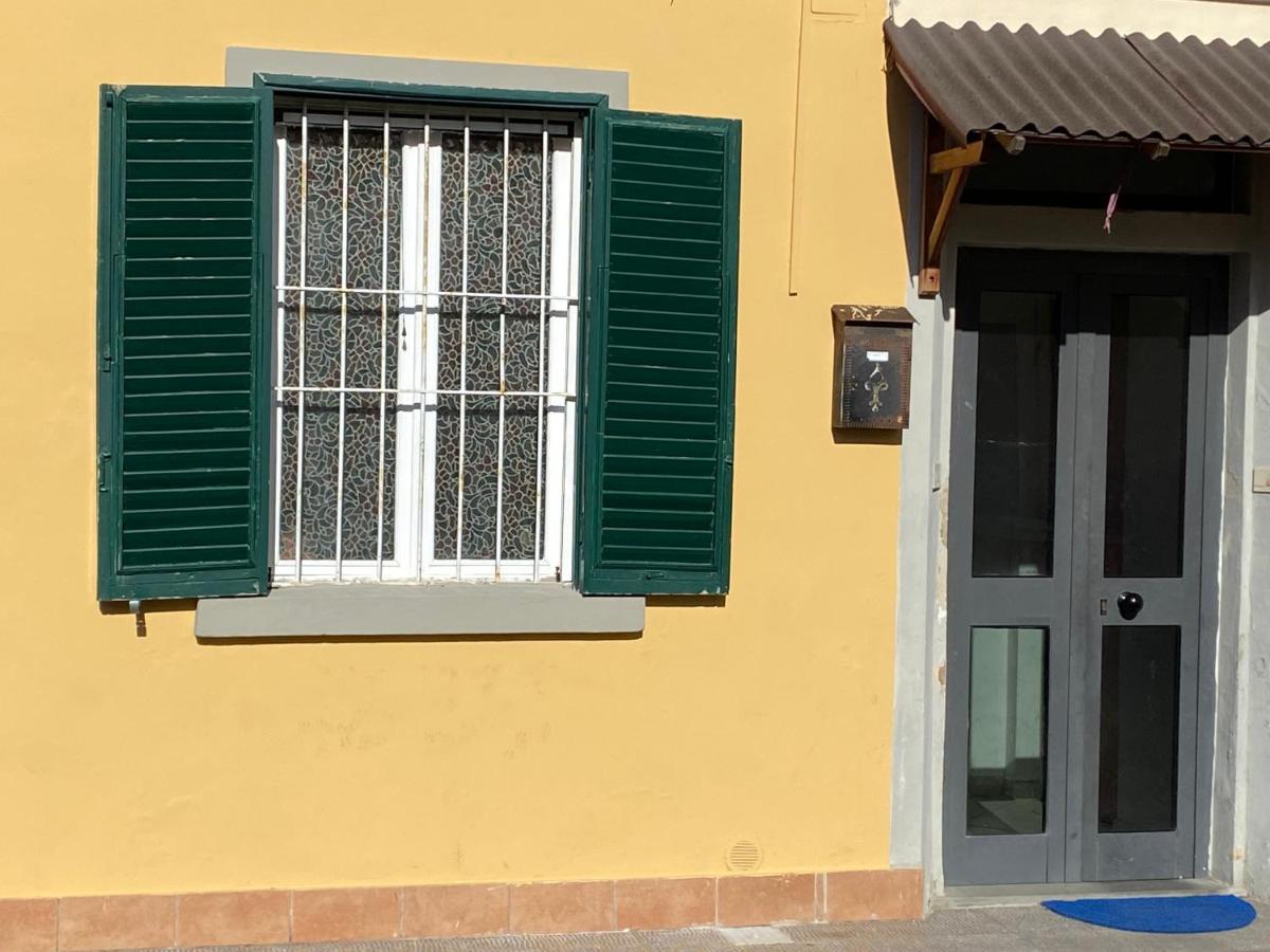 8+8 Appartamento Con Garage Livorno Kültér fotó